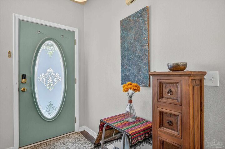 Property Photo: 6151 Ashton Woods Cir FL 32570