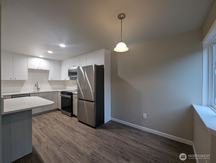 Property Photo:  551  Elm Way 549  WA 98020 