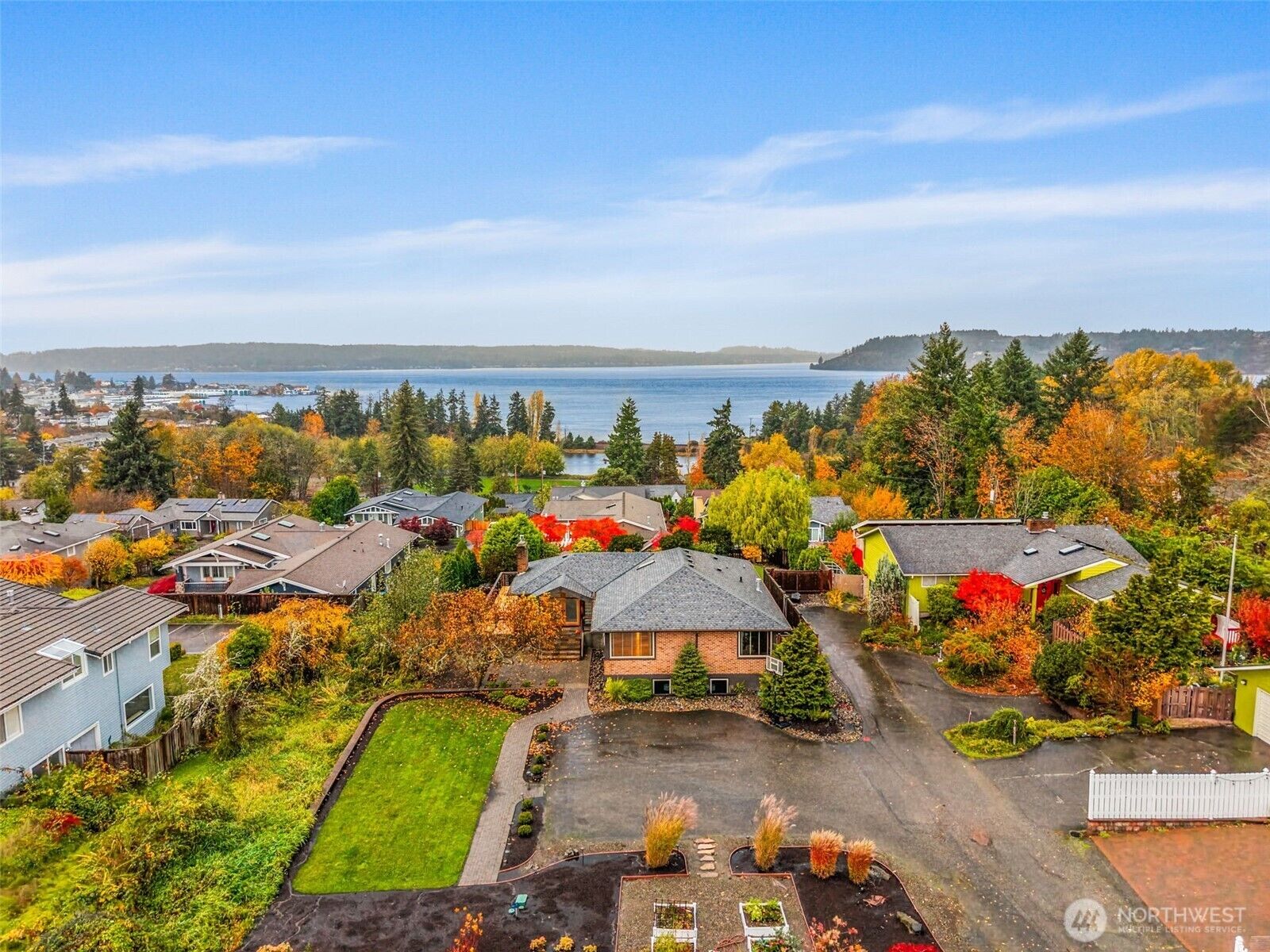 Property Photo:  1224 S Sunset Drive  WA 98465 