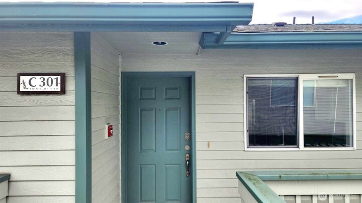 Property Photo:  485 SW Bayshore Drive C301  WA 98277 