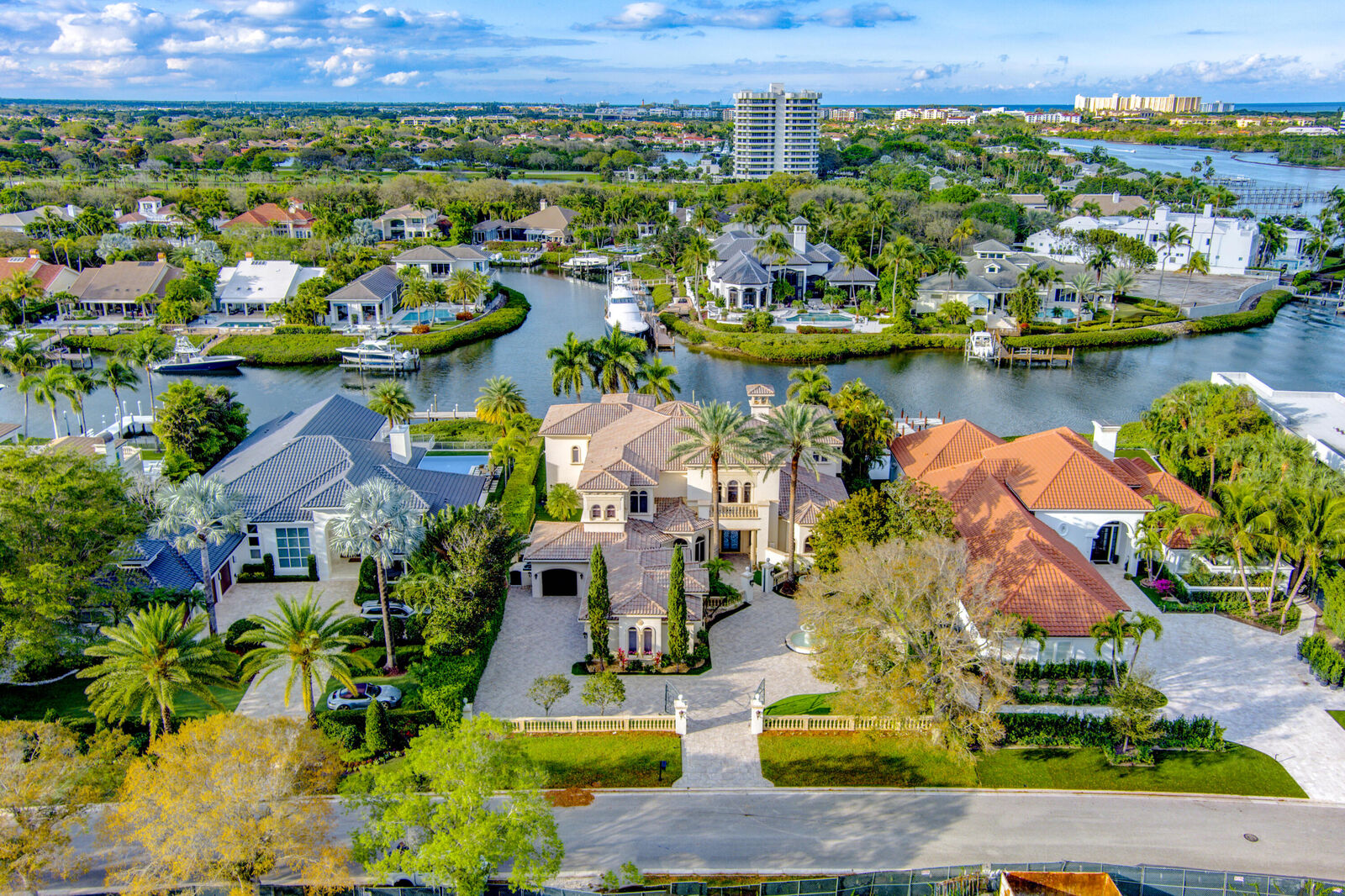 Property Photo:  166 Spyglass Lane  FL 33477 