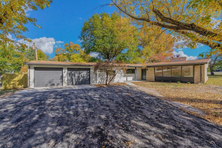 Property Photo:  12 E Sequoia Dr  KS 67206 