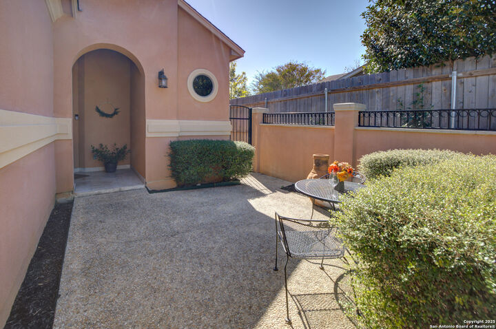 1165 Legacy  New Braunfels TX 78130 photo