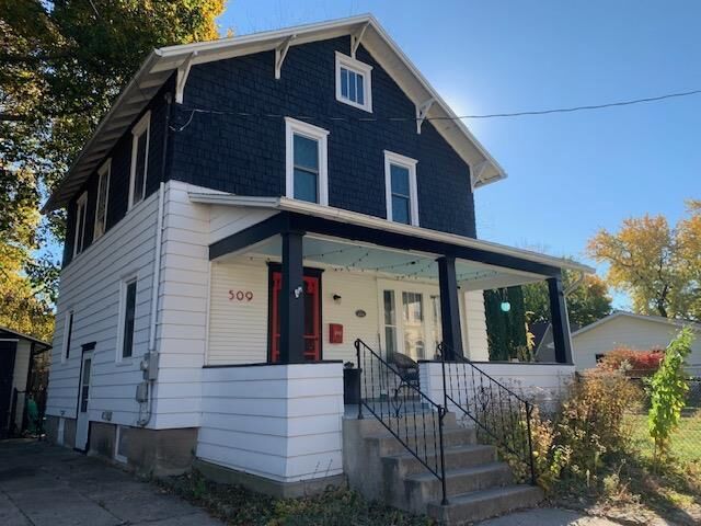 Property Photo: 509 South Prairie Street WI 53589