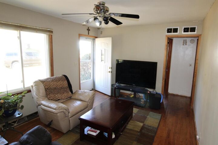 Property Photo: 807 Johnson Street WI 53511