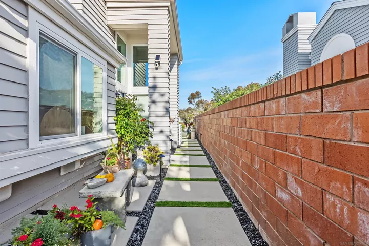 Property Photo:  7030 Lantana Ter  CA 92011 