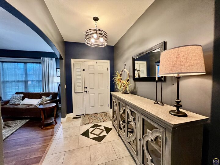 Property Photo: 4844 NW Linwood Dr KS 66618