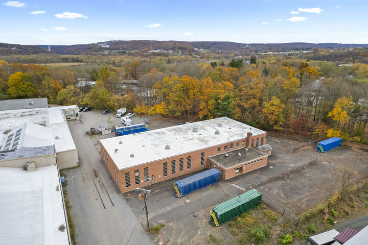 Property Photo: 251 Freestone Avenue CT 06480