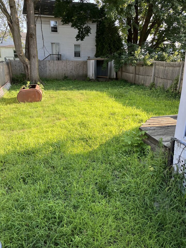 Property Photo: 20 Walnut Street CT 06082