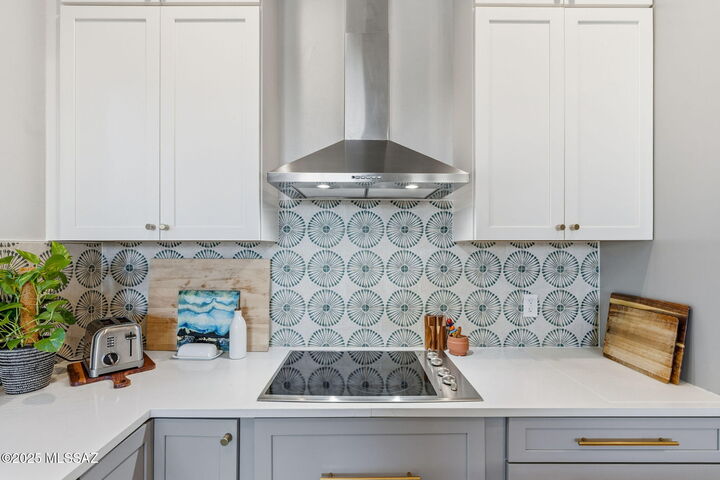 Property Photo:  5757 N Winding Woods Place  AZ 85718 