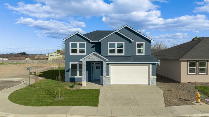 Property Photo:  5431 W Okanogan Ave  WA 99336 