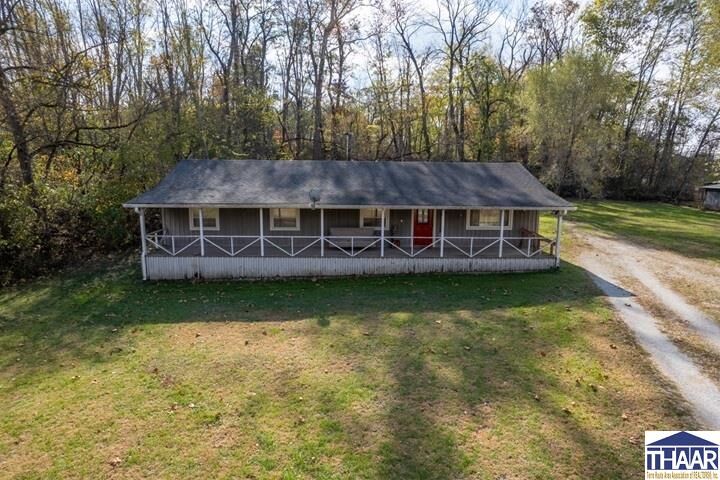 Property Photo: 1158 W US Hwy 40 Highway IN 46135