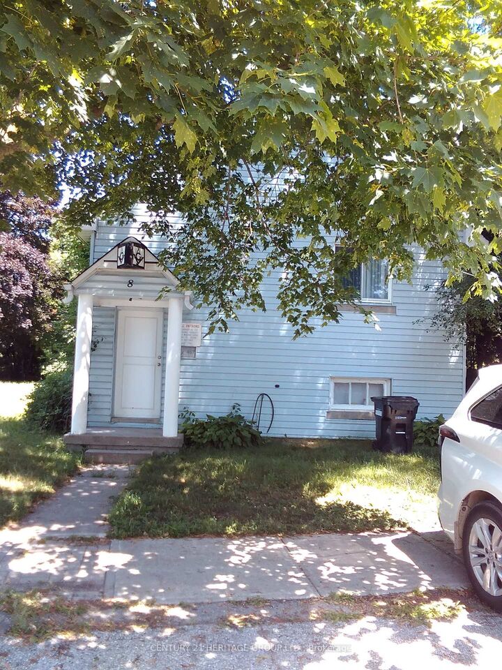 Property Photo: 8 Richmond Street W ON L0G 1W0