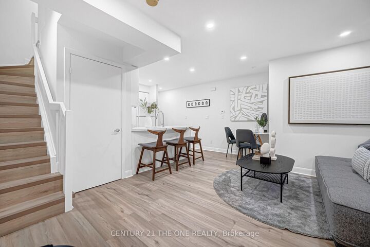 Photo de la propriété:  415 Jarvis Street 400  ON M4Y 3C1 