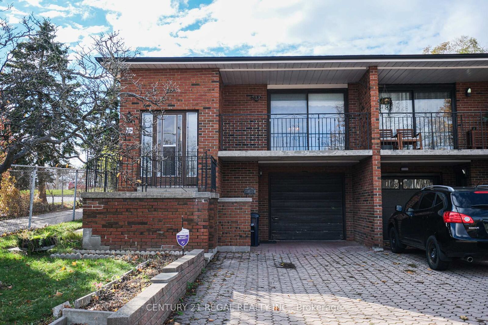 Property Photo:  80 Robbinstone Drive  ON M1B 2E6 