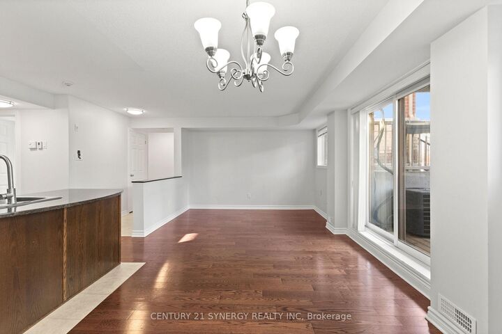 Photo de la propriété:  38 Barnstone Drive 2  ON K2G 4R6 