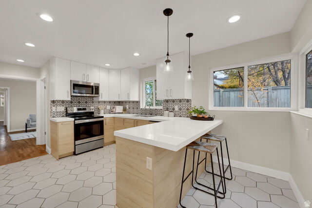 Property Photo:  2402 E Beacon Dr  UT 84108 