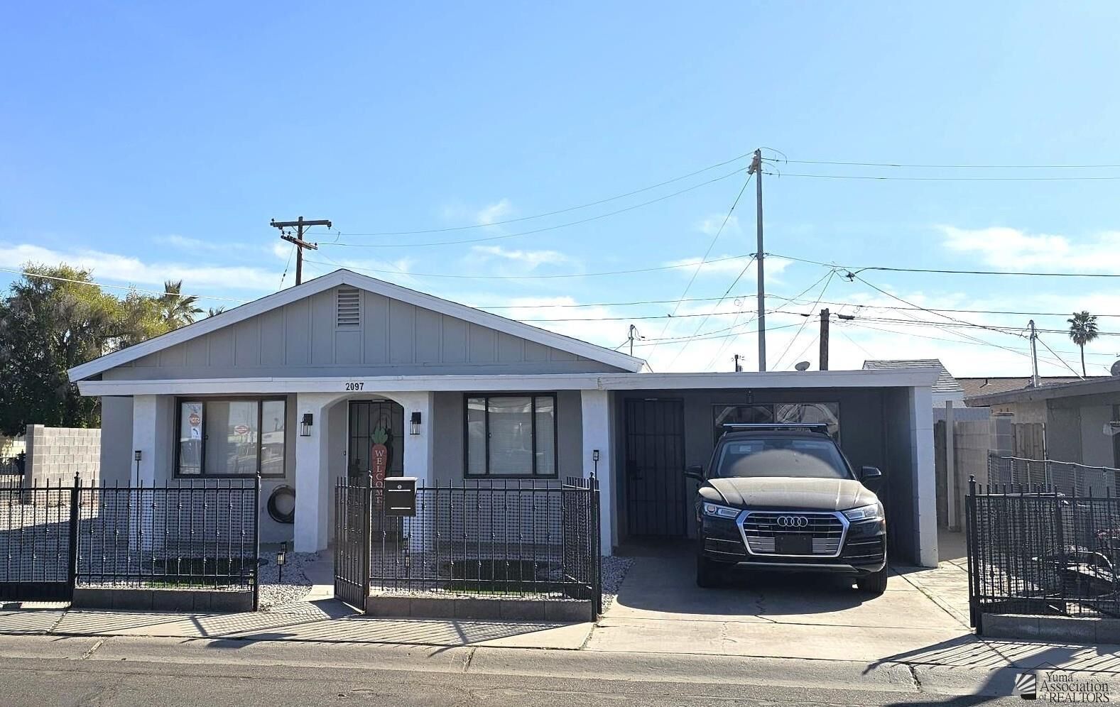 Property Photo:  2097 E La Mesa St  AZ 85365 