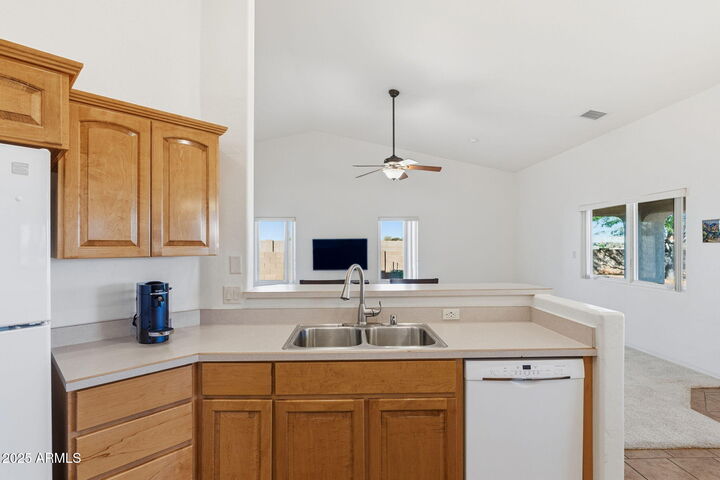 Property Photo:  3611 Wheelan Loop  AZ 85635 