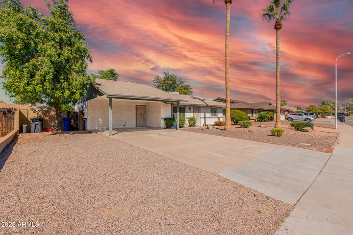 Property Photo:  2214 E Frye Road  AZ 85225 