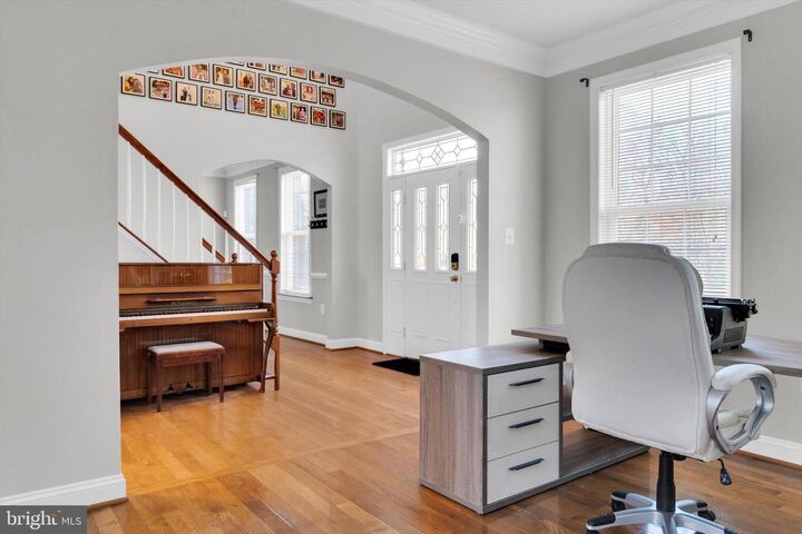 Property Photo: 6408 Hedgewick Court MD 20646