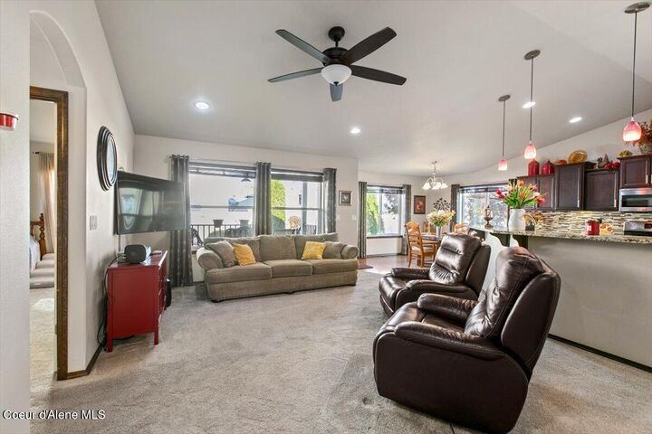 Property Photo: 2002 W Freeland Dr ID 83815