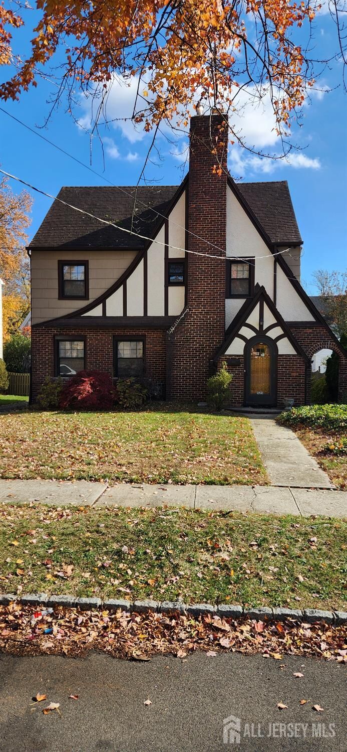 Property Photo:  525 Edgar Road  NJ 07090 