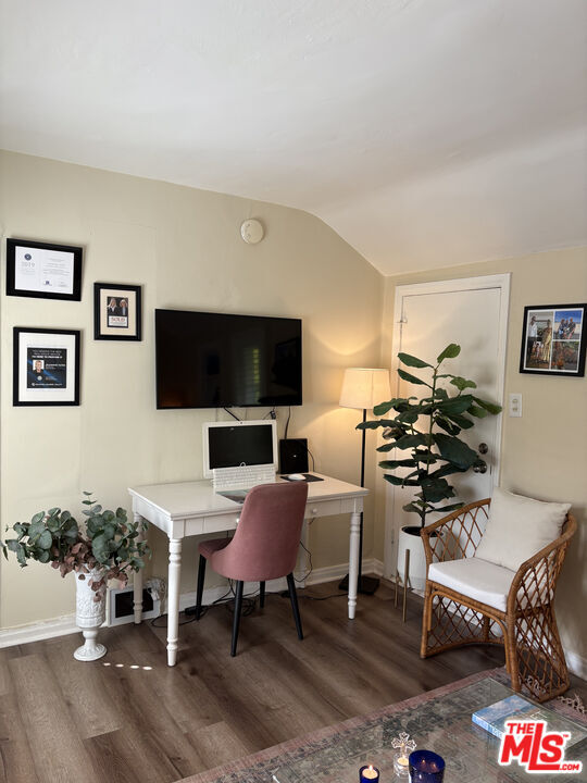 Property Photo:  725 1/2 Lorraine Blvd  CA 90005 