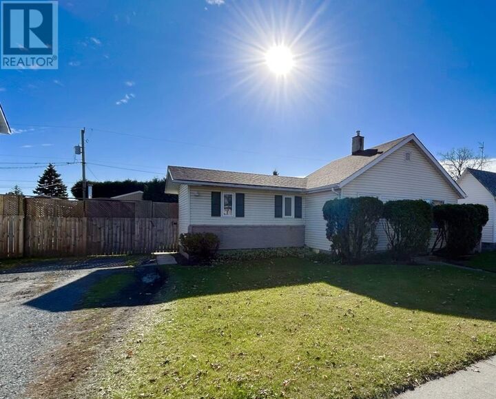 1115 Second Street East  Fort Frances ON P9A 1P3 photo