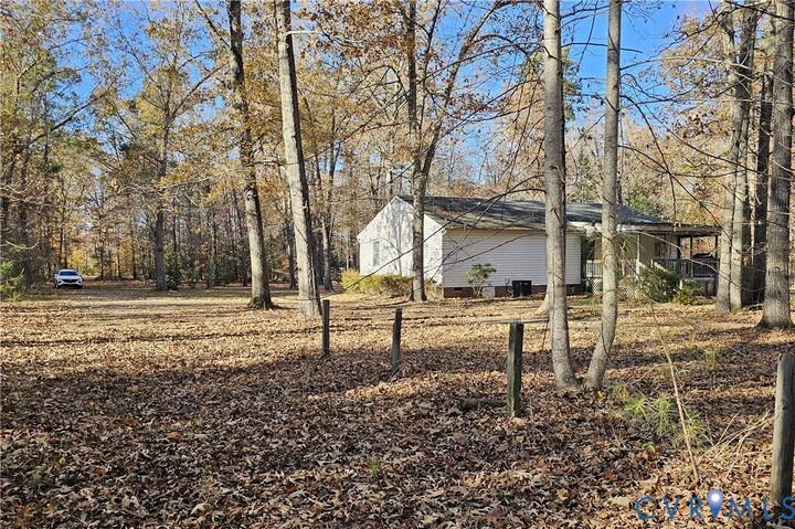 Property Photo:  6070 Richmond Tappahannock Highway  VA 23086 