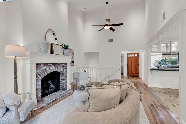 Property Photo:  394 Camelback Rd  CA 94523 