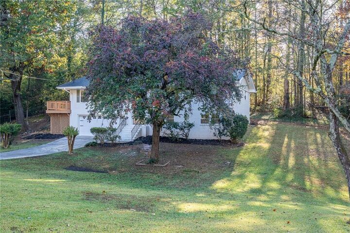 Property Photo: 3656 Mount Vernon Drive GA 30344