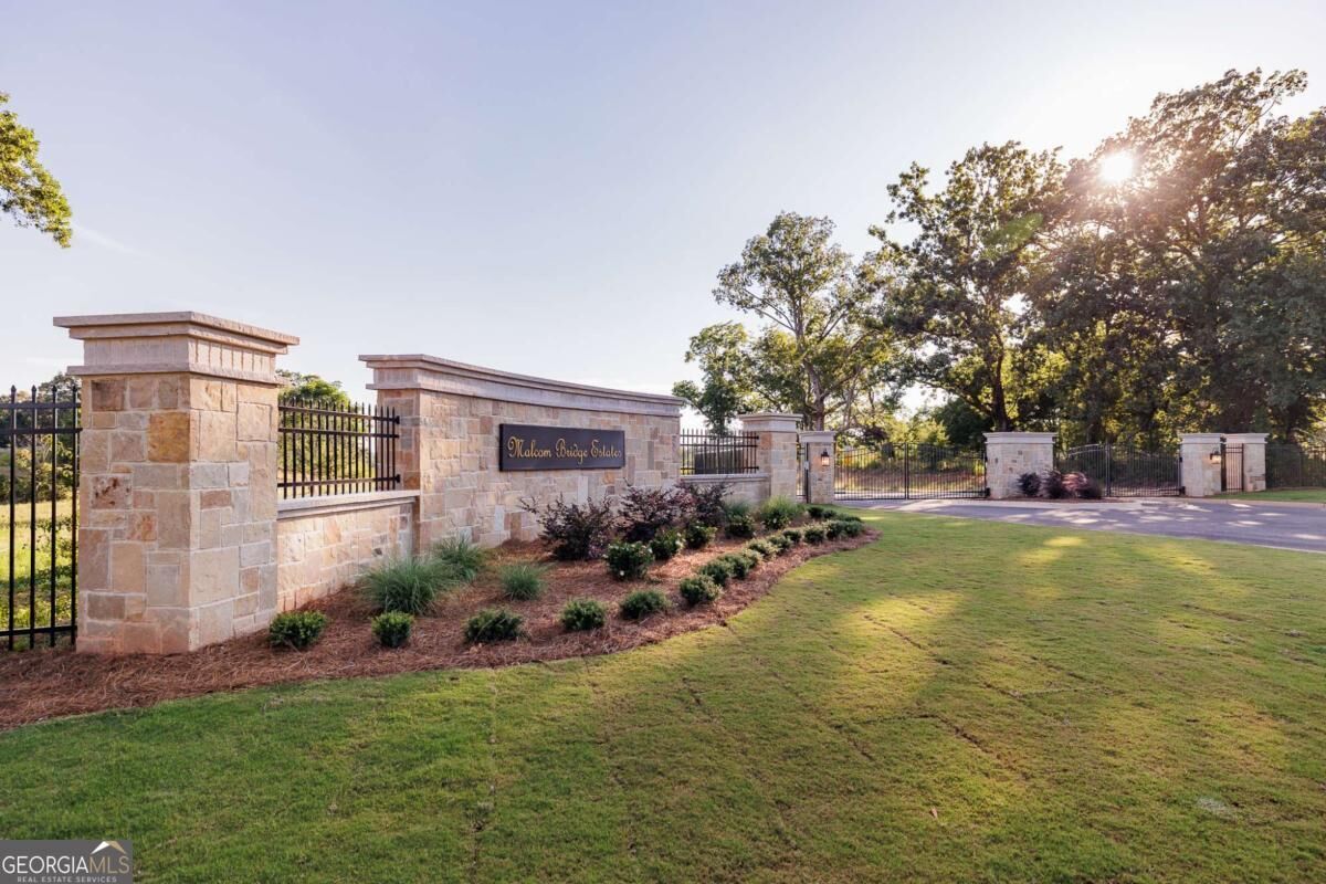 Property Photo: 1224 Malcom Estates Point Lot 67 GA 30622