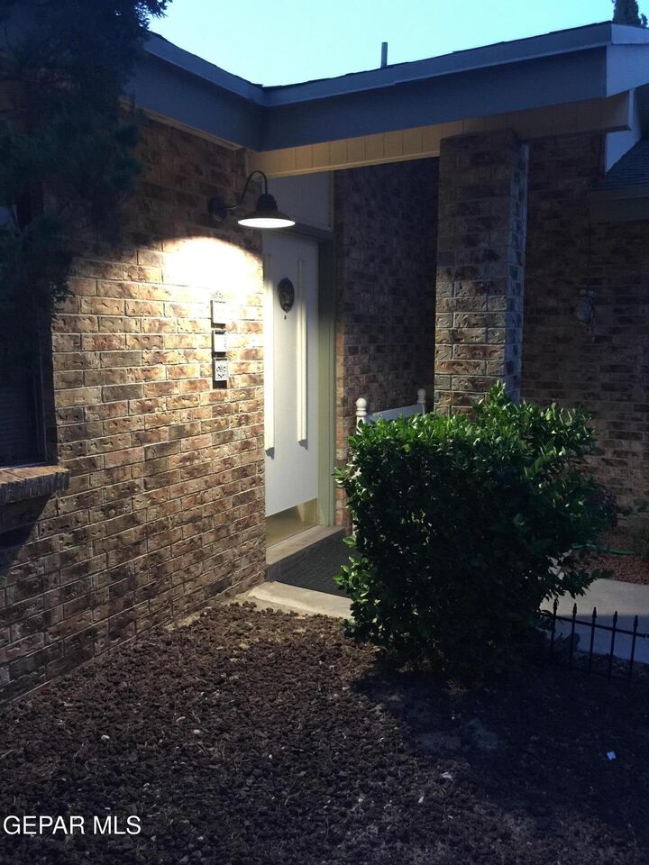 Property Photo: 729 Martha Gale Drive TX 79912