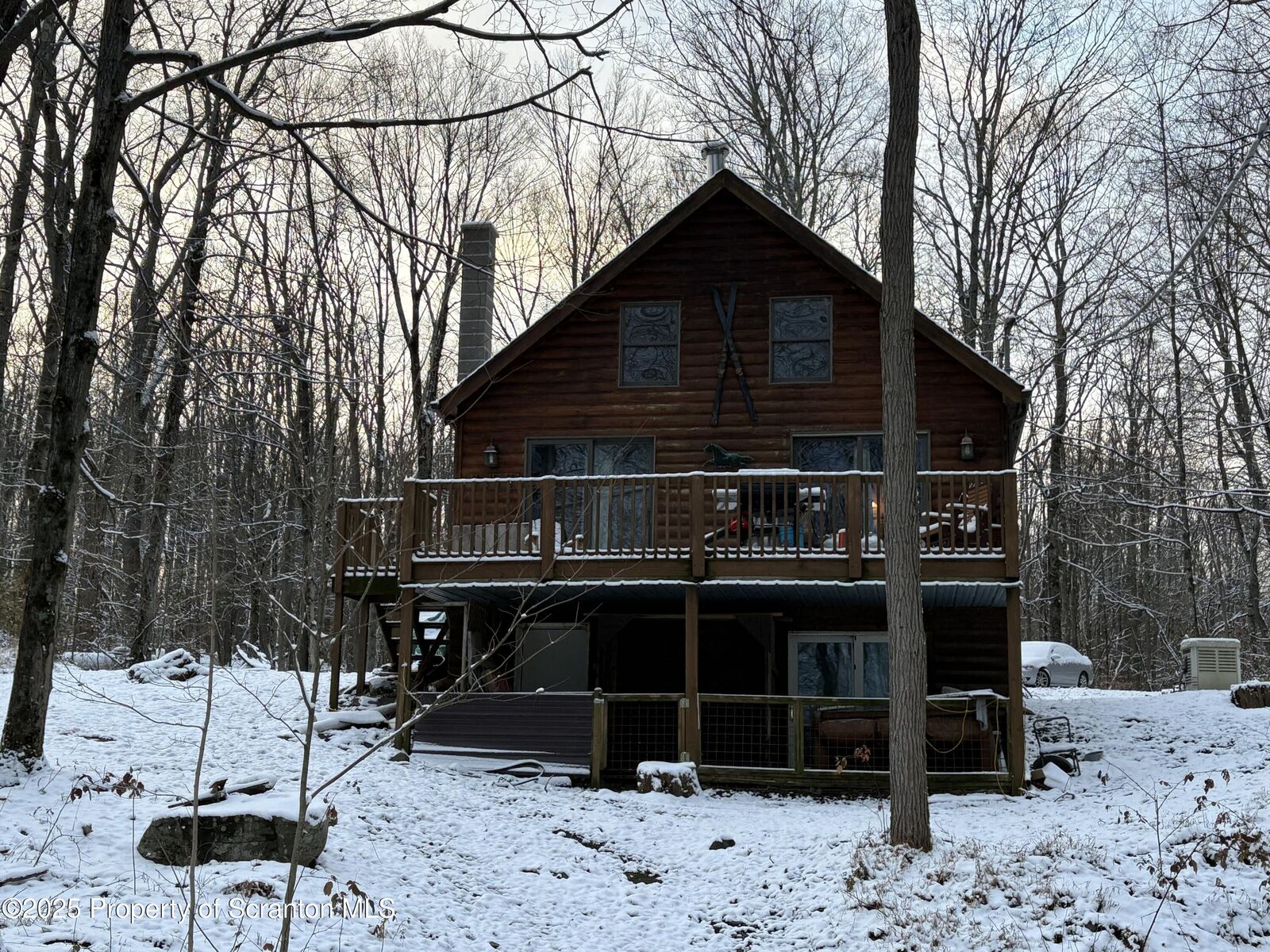 Property Photo: 52 Ontario Street PA 18470