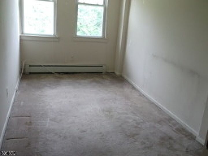 Property Photo:  292 Changebridge Rd 10  NJ 07058 