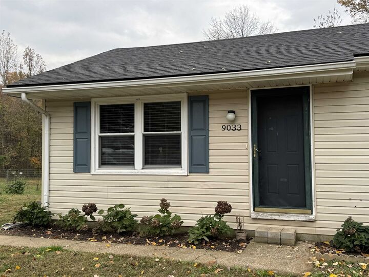 Property Photo: 9033 S Easy Street Loop KS 42452