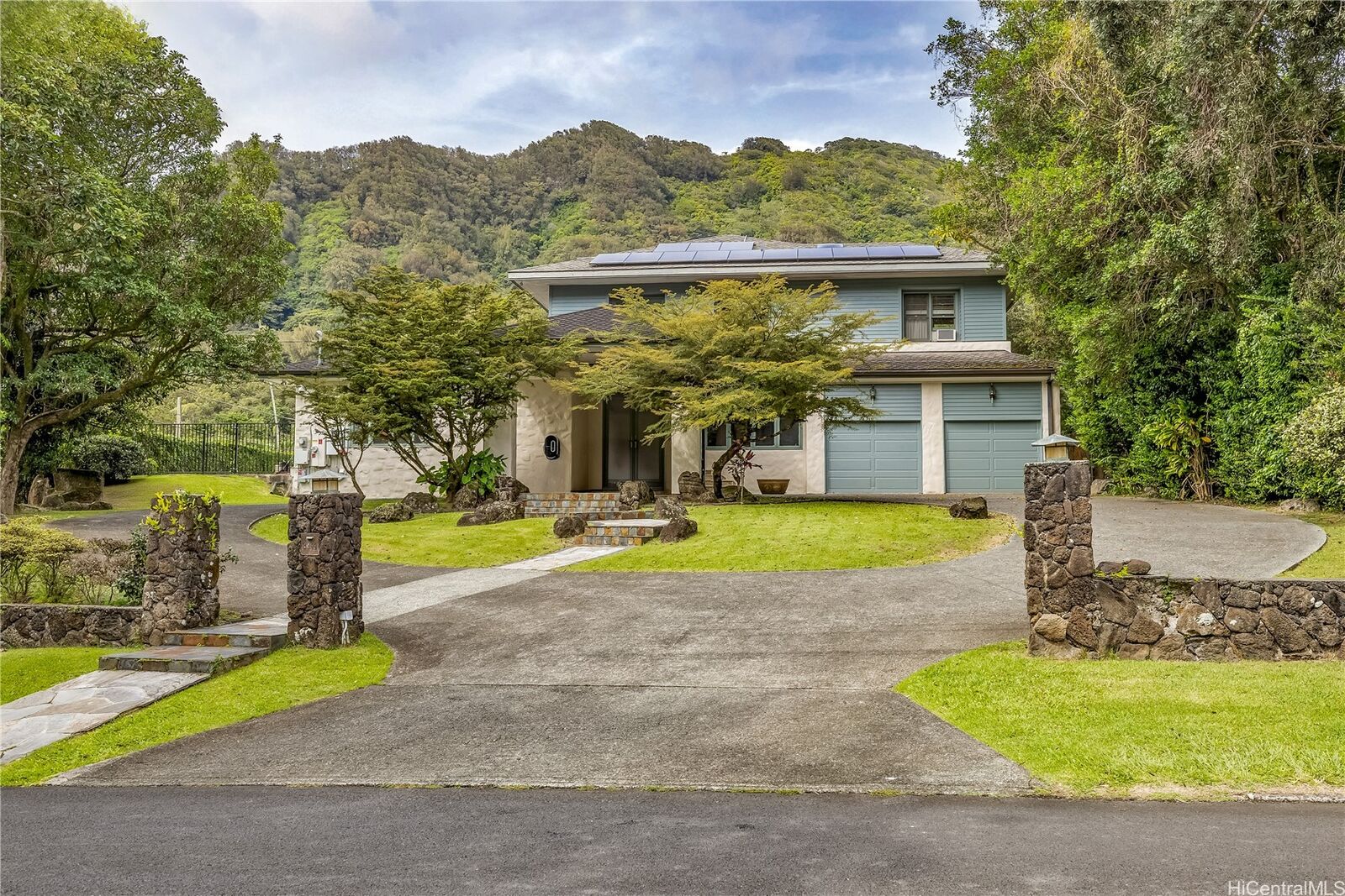 Property Photo: 3944 Old Pali Road HI 96817