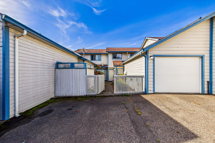 Property Photo: 1449 Myrtle #9 Avenue CA 95501