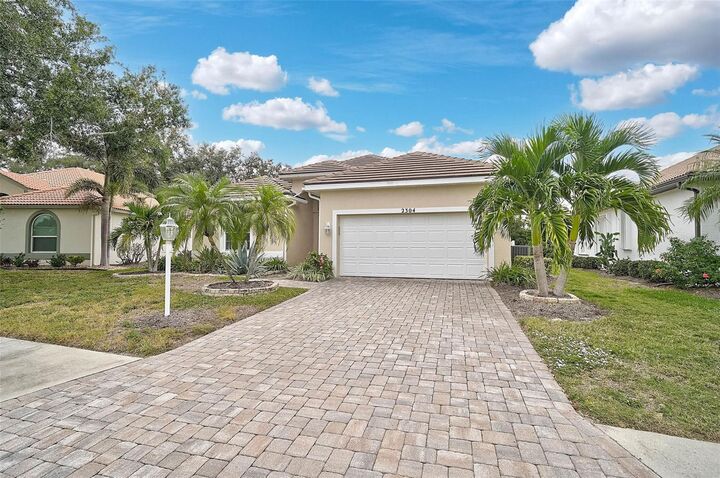Property Photo: 2304 Harrier Way FL 34275