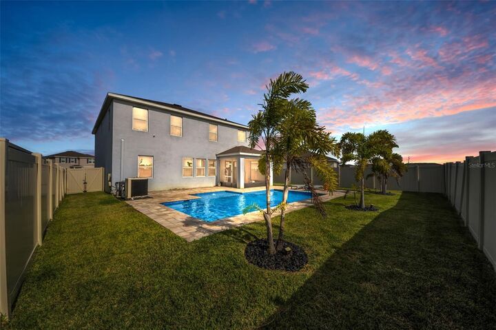 Property Photo: 108 Bright Ibis Avenue FL 33572