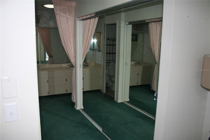 Property Photo: 3706 NE 16th Place FL 34470