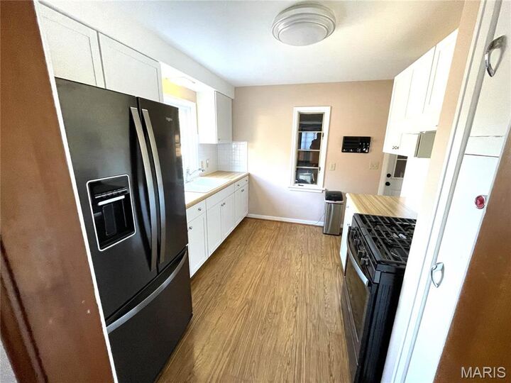 Property Photo:  3505 Gary Street  IL 62002 