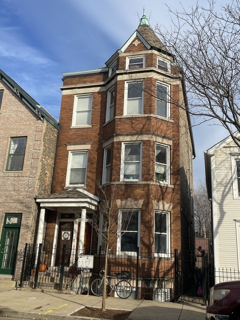 Property Photo:  1909 S May Street 1  IL 60608 