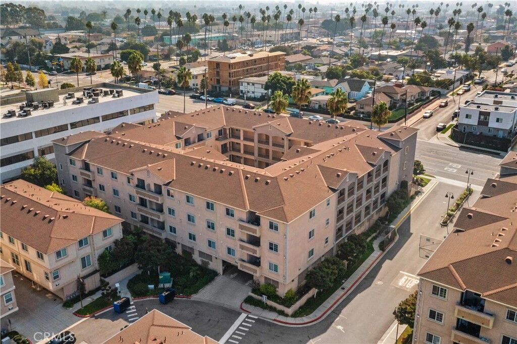 Property Photo:  1435 Lomita Boulevard 111  CA 90710 