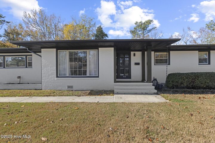 Property Photo: 911 Vernon Drive NC 28540
