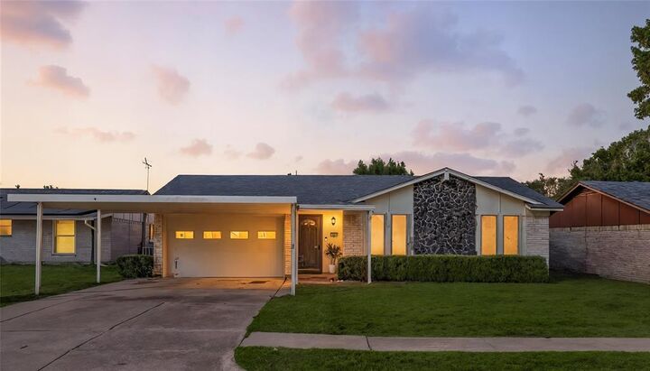 Property Photo: 1801 Homestead Place TX 75044