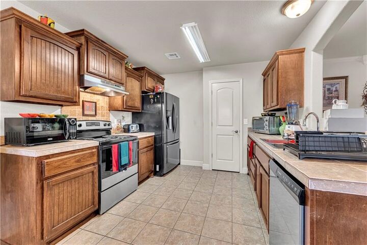 Property Photo:  407 E McCann Road  AR 72758 