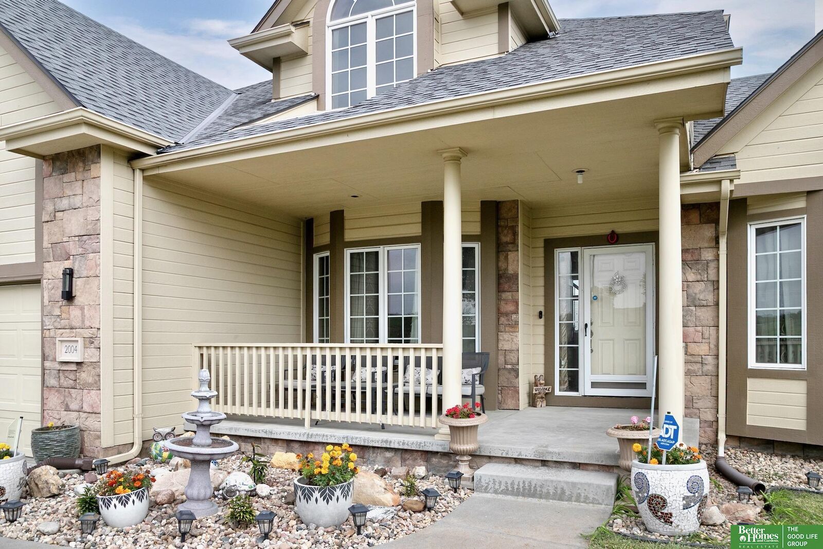 Property Photo:  2004 Longview Street  NE 68133 