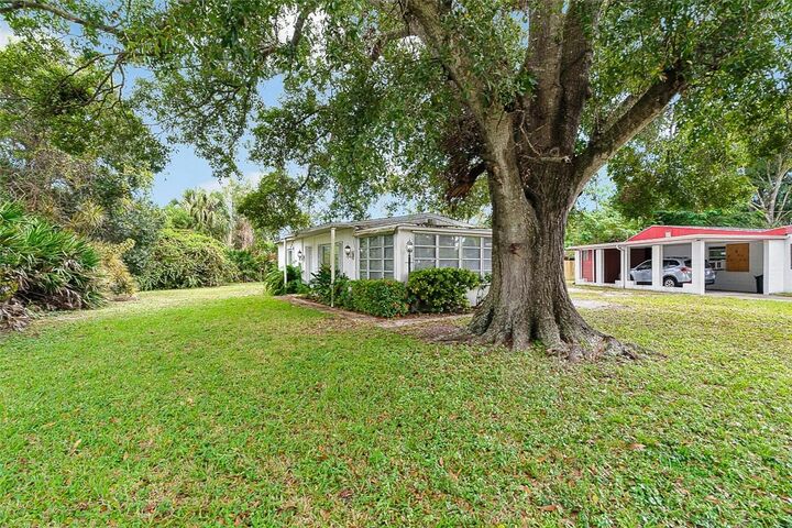 Property Photo:  1576 15th Avenue  FL 32960 